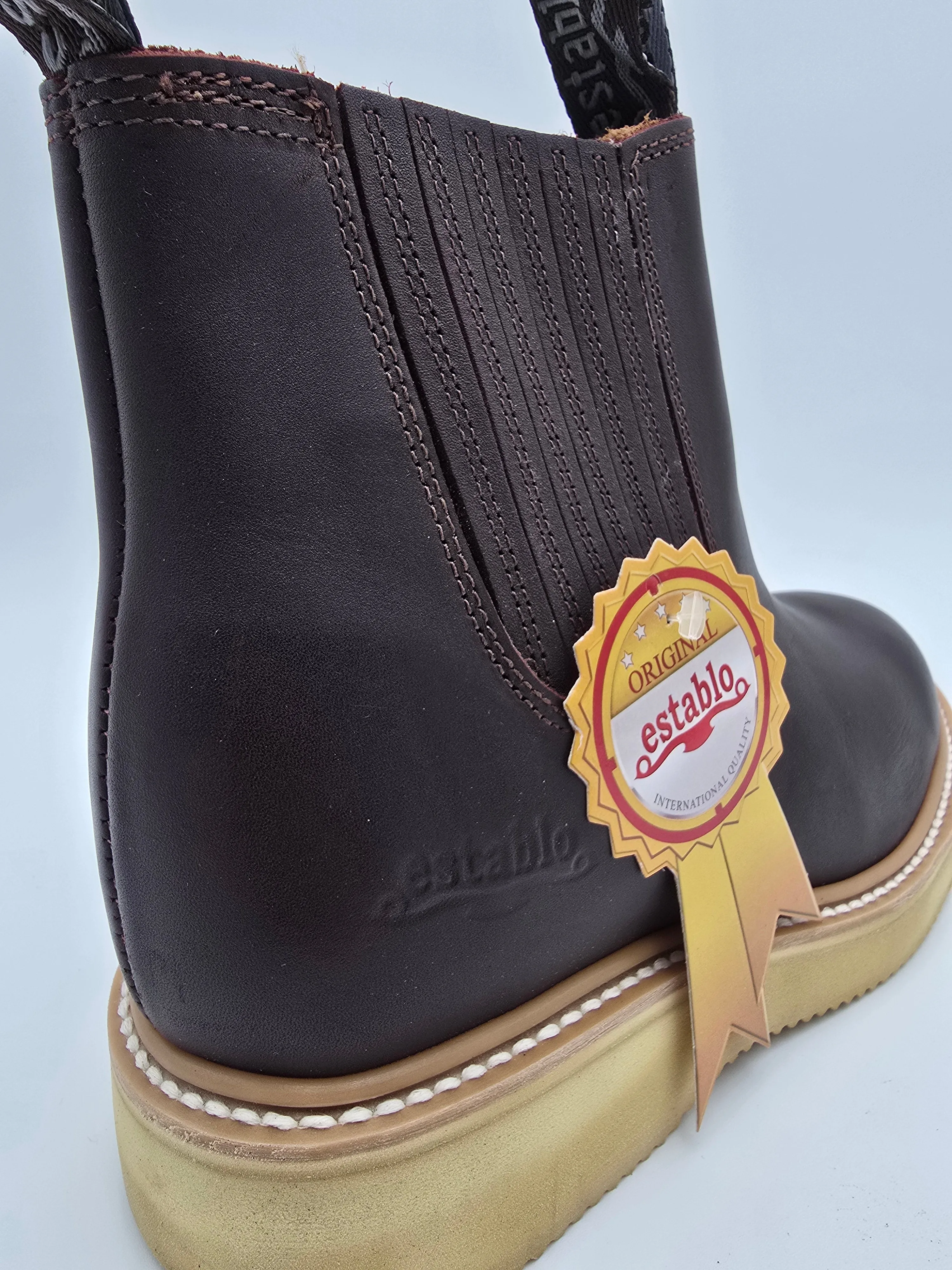 ESTABLO Men's Chelsea Round Soft Toe Work Boot 321