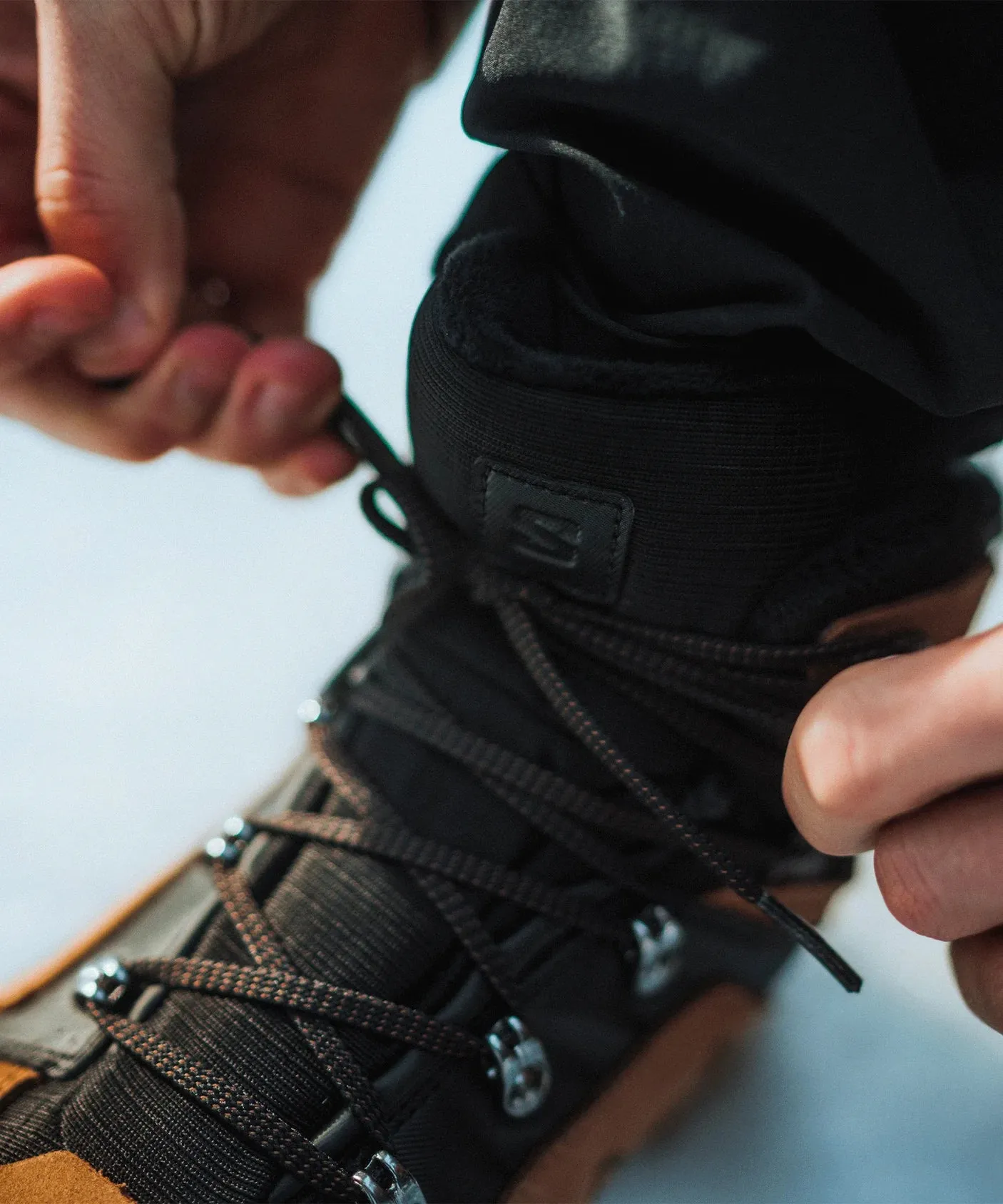 Outchill Thinsulate? Climasalomon? Waterproof Winter Boots (Men's)