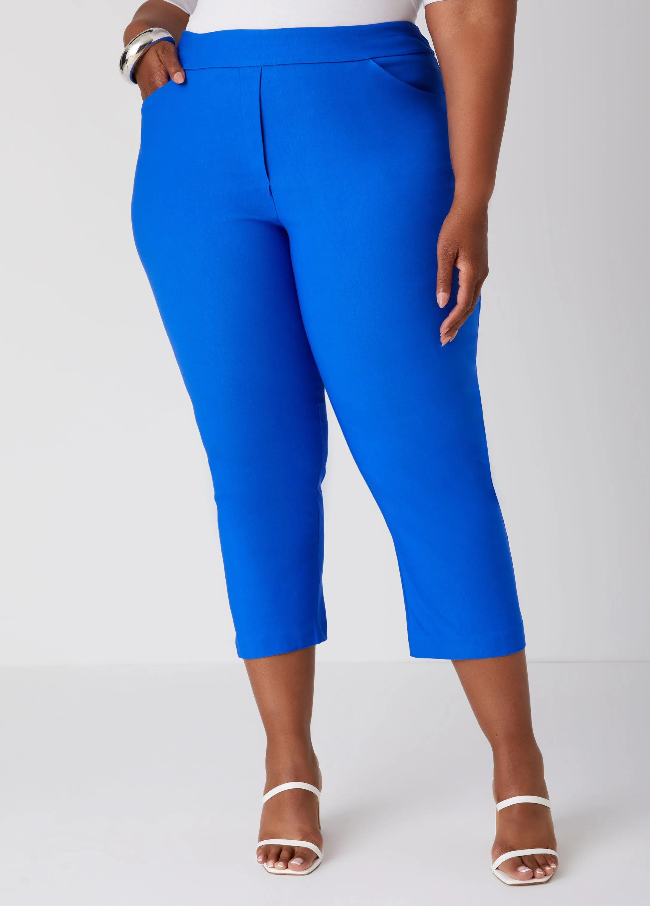 Pull On Mid Rise Capris