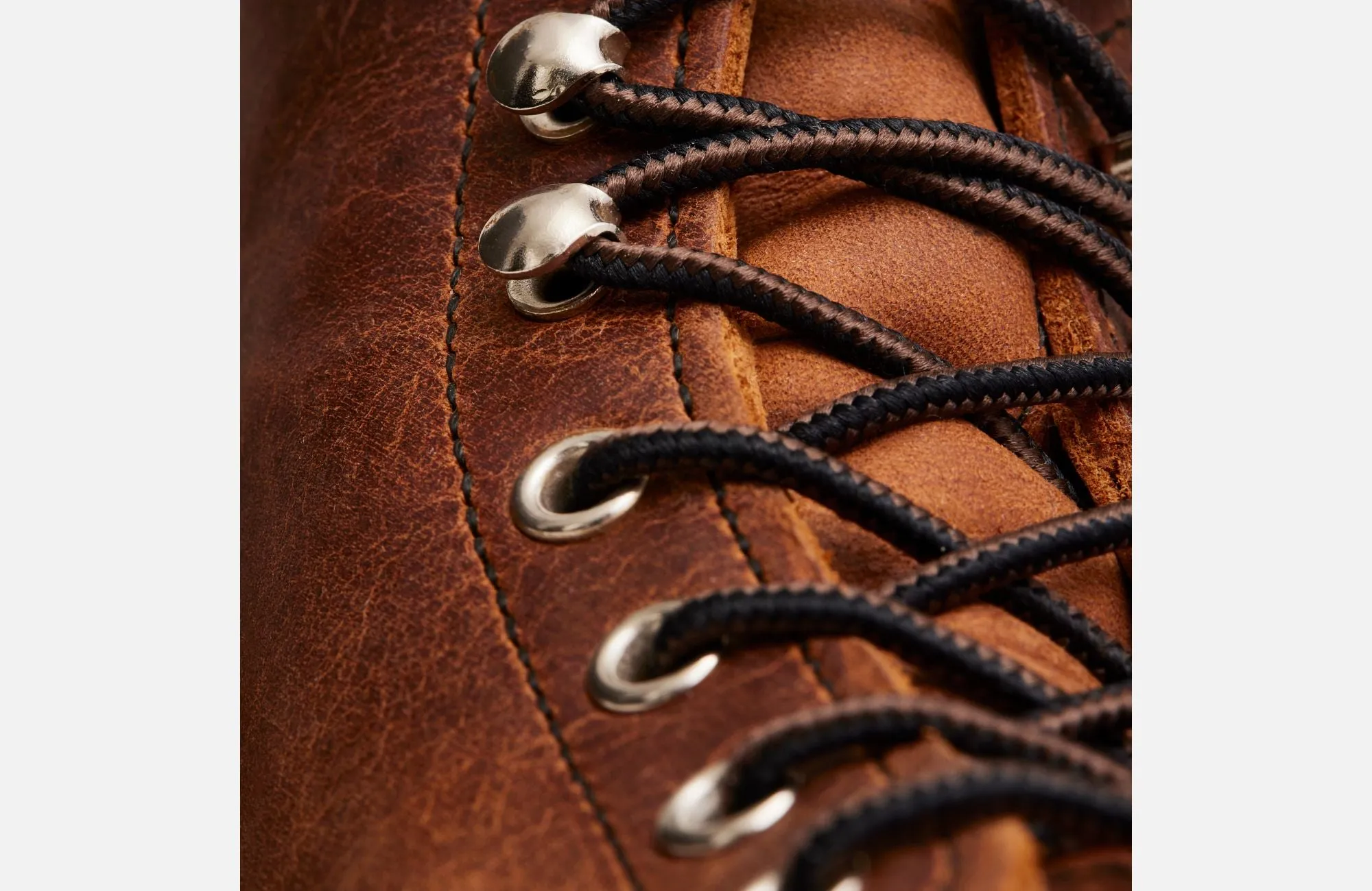 RED WING Men's Iron Ranger 6 inch botin Copper Rough & Tough Leather 08085