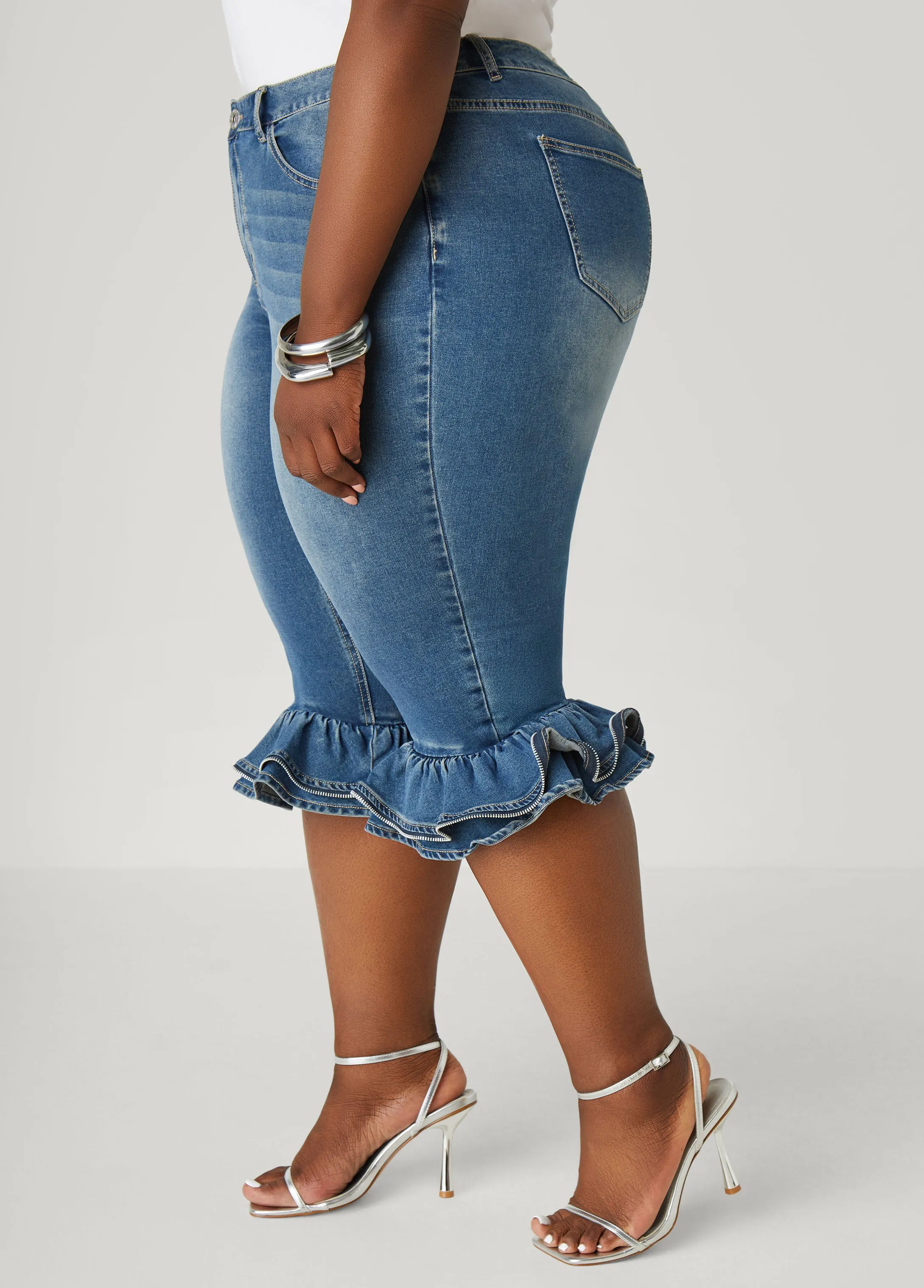 Zipper Trimmed Denim Capris